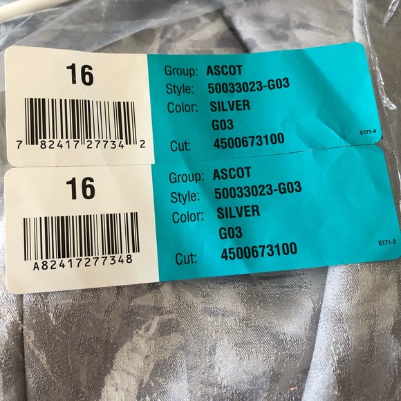 Kasper Skirt Suit 16 - Picture 7 of 7